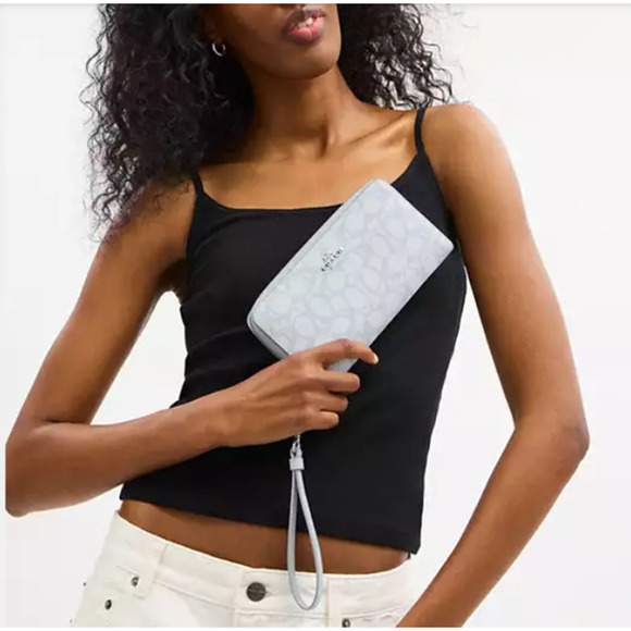 Coach Long Zip Around Wallet In Sketch Signature Canvas In Ice Blue CBO02 NWT - Picture 6 of 6